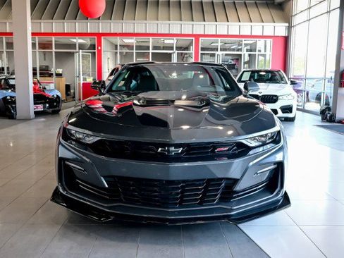 Used 2023 Chevrolet Camaro SS image 2