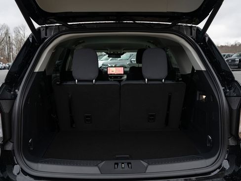 New 2026 Ford Explorer Active RWD image 9