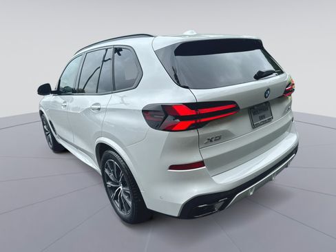 New 2026 BMW X5 xDrive40i w/ M Sport Package AWD/4WD image 27