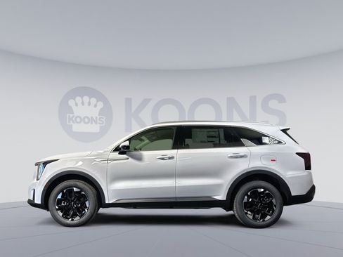 New 2026 Kia Sorento S AWD/4WD image 2