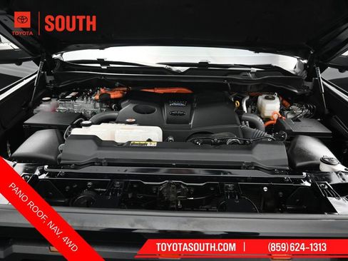 Used 2024 Toyota Tundra TRD Pro w/ TRD Pro Tow Package AWD/4WD image 39
