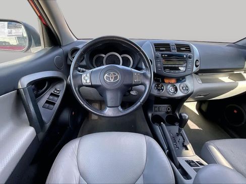 Used 2011 Toyota RAV4 Limited w/ Limited Extra Value Pkg FWD image 5