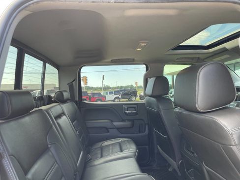 Used 2019 GMC Sierra 3500 Denali w/ Duramax Plus Package image 27