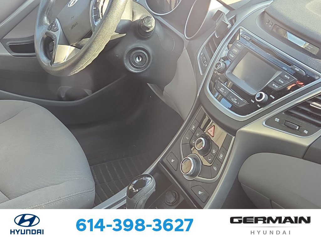 Used 2014 Hyundai Elantra SE w/ Option Group 02 FWD image 13