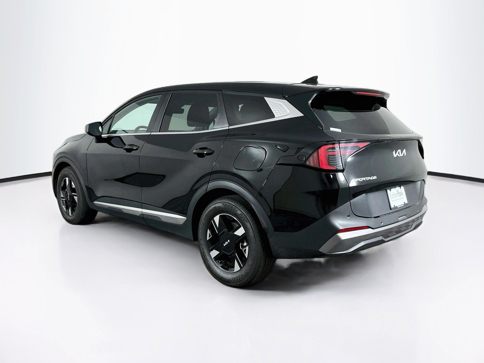 Used 2026 Kia Sportage LX FWD image 5
