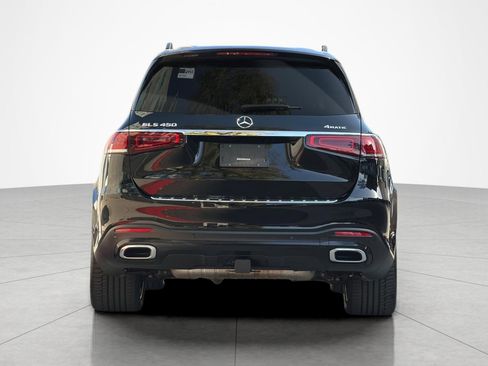 Used 2022 Mercedes-Benz GLS 450 4MATIC image 4