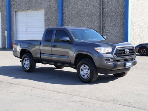 Used 2020 Toyota Tacoma SR AWD/4WD image 3