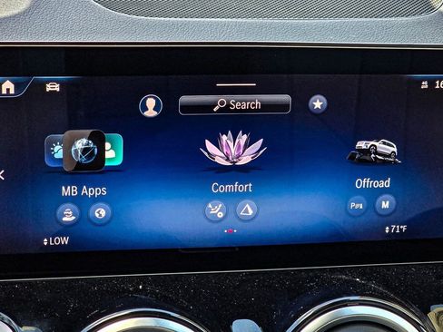 New 2026 Mercedes-Benz GLB 250 4MATIC image 17