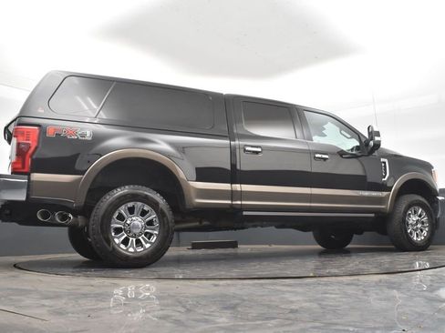 Used 2017 Ford F250 King Ranch w/ King Ranch Ultimate Package AWD/4WD image 20