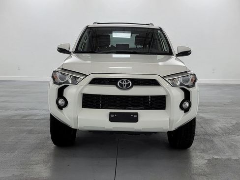Used 2017 Toyota 4Runner SR5 Premium AWD/4WD image 3