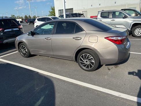 Used 2016 Toyota Corolla LE FWD image 13
