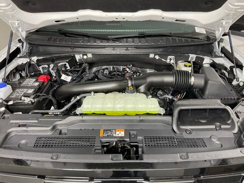 New 2027 Ford Expedition Max Platinum w/ Stealth Appearance Package RWD image 9