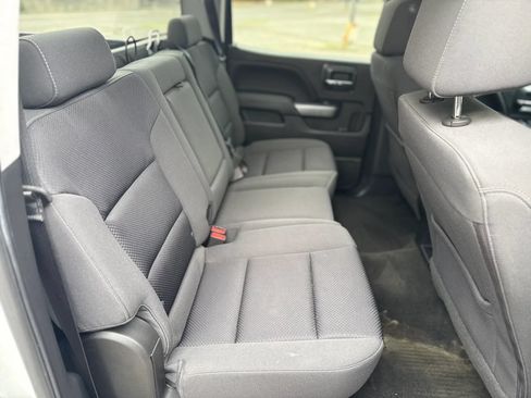 Used 2018 Chevrolet Silverado 1500 LT w/ LT Fleet Convenience Package AWD/4WD image 15