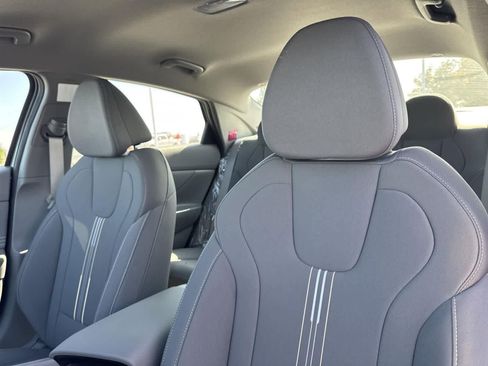 New 2025 Hyundai Elantra Sport image 31