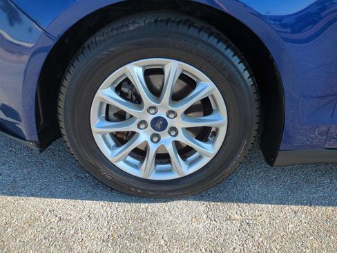 Used 2016 Ford Fusion S FWD image 29