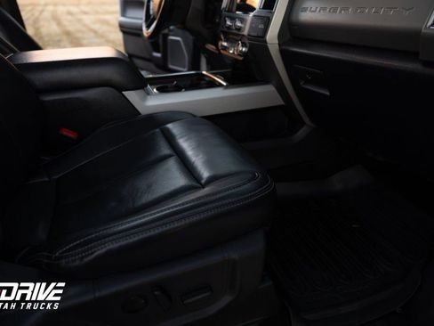 Used 2022 Ford F350 Lariat w/ Lariat Ultimate Package image 15