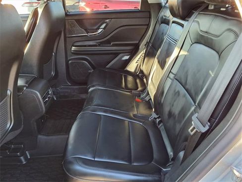 Certified 2021 Lincoln Corsair AWD image 8