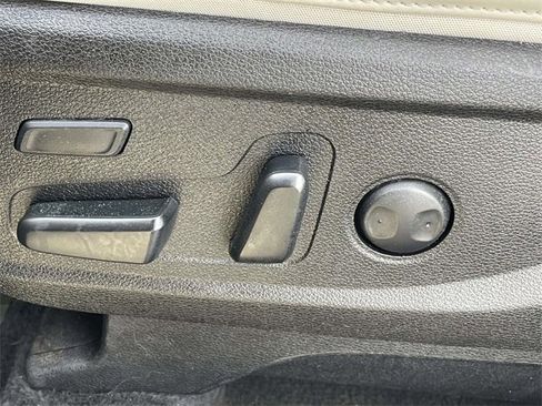 Used 2022 Kia Telluride SX w/ SX Prestige Package image 33