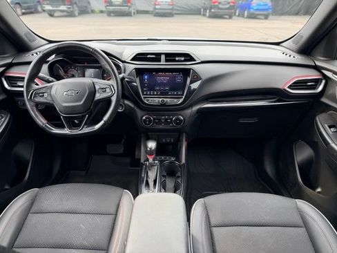 Used 2023 Chevrolet TrailBlazer RS w/ Convenience Package FWD image 21