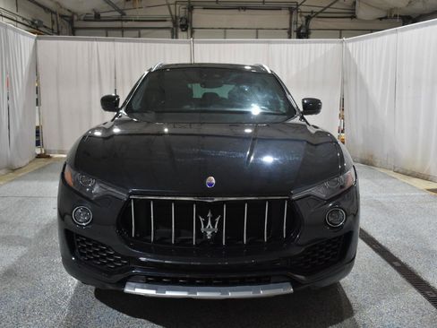 Used 2017 Maserati Levante w/ Luxury Package image 2