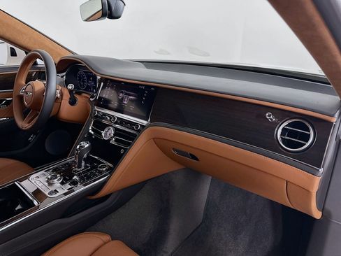 Used 2022 Bentley Flying Spur V8 AWD/4WD image 39