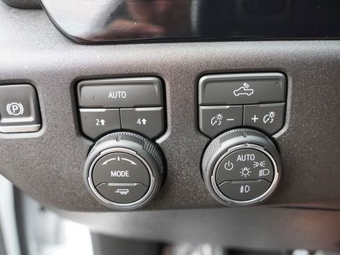 Used 2026 Chevrolet Silverado 1500 RST AWD/4WD image 22