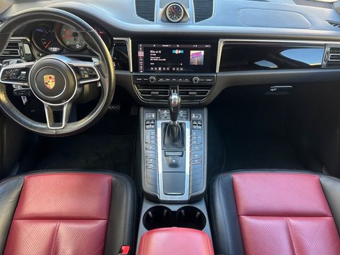 Used 2019 Porsche Macan S AWD/4WD image 16