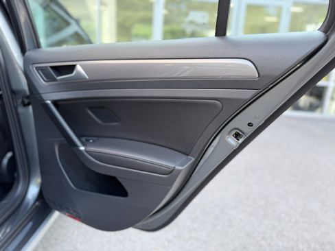 Used 2018 Volkswagen Golf Alltrack S AWD/4WD image 21
