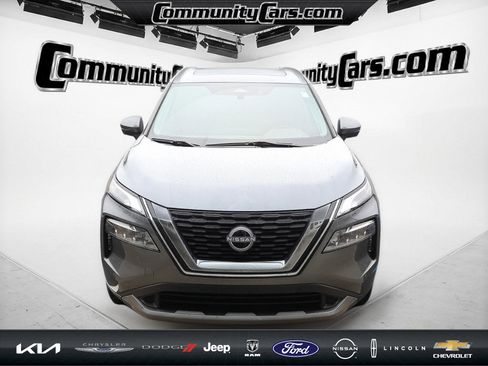 Used 2023 Nissan Rogue SL w/ SL Premium Package image 20