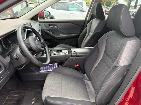 Used 2021 Nissan Rogue SV FWD image 5