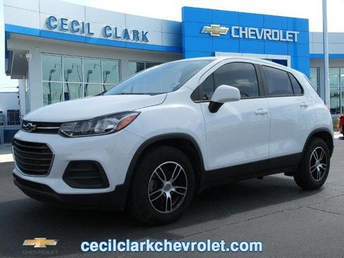 Used 2020 Chevrolet Trax LS w/ Tint and Cruise Package image 1