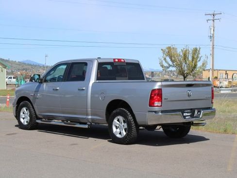 Used 2020 RAM 1500 Classic SLT AWD/4WD image 4