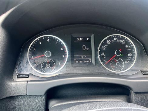 Used 2016 Volkswagen Tiguan SEL image 26