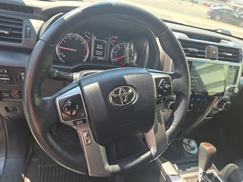 Used 2023 Toyota 4Runner Limited AWD/4WD image 13