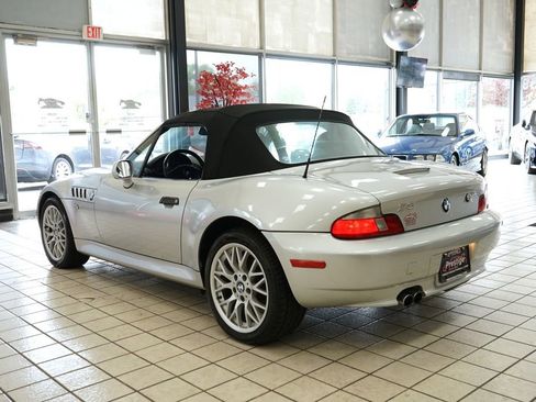 Used 2001 BMW Z3 3.0i RWD image 9