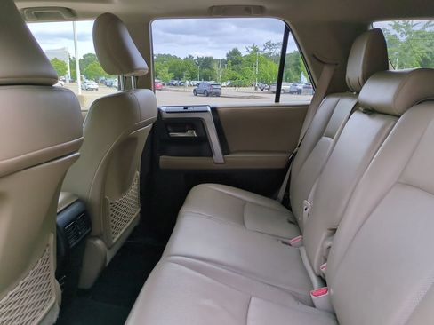 Used 2016 Toyota 4Runner Limited w/ Four Season Floor Mat Package AWD/4WD image 14