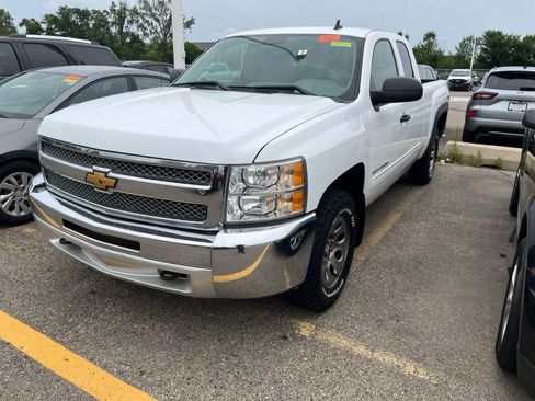 Used 2013 Chevrolet Silverado 1500 LS AWD/4WD image 2