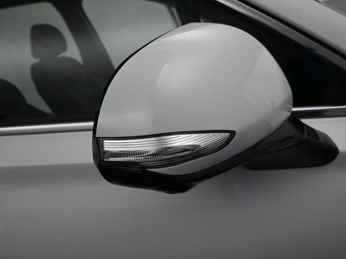 Used 2023 Hyundai Santa Fe SEL Premium AWD/4WD image 48