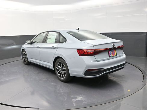 New 2025 Volkswagen Jetta SE image 6