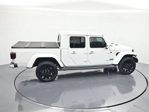 Used 2021 Jeep Gladiator Overland AWD/4WD image 32