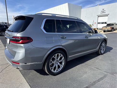 Used 2023 BMW X7 xDrive40i image 6