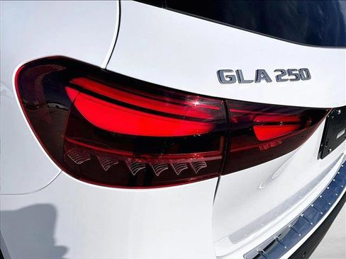 New 2026 Mercedes-Benz GLA 250 image 27