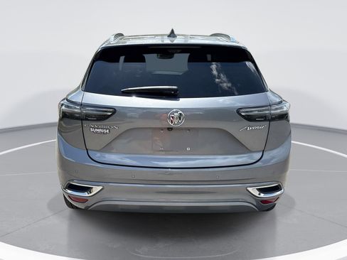 Used 2021 Buick Envision Avenir w/ Technology Package II FWD image 7