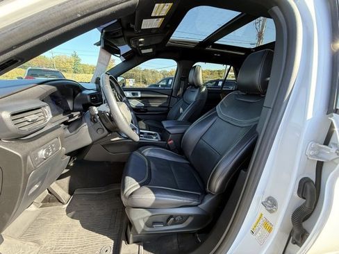 Used 2022 Ford Explorer ST w/ Equipment Group 401A image 15
