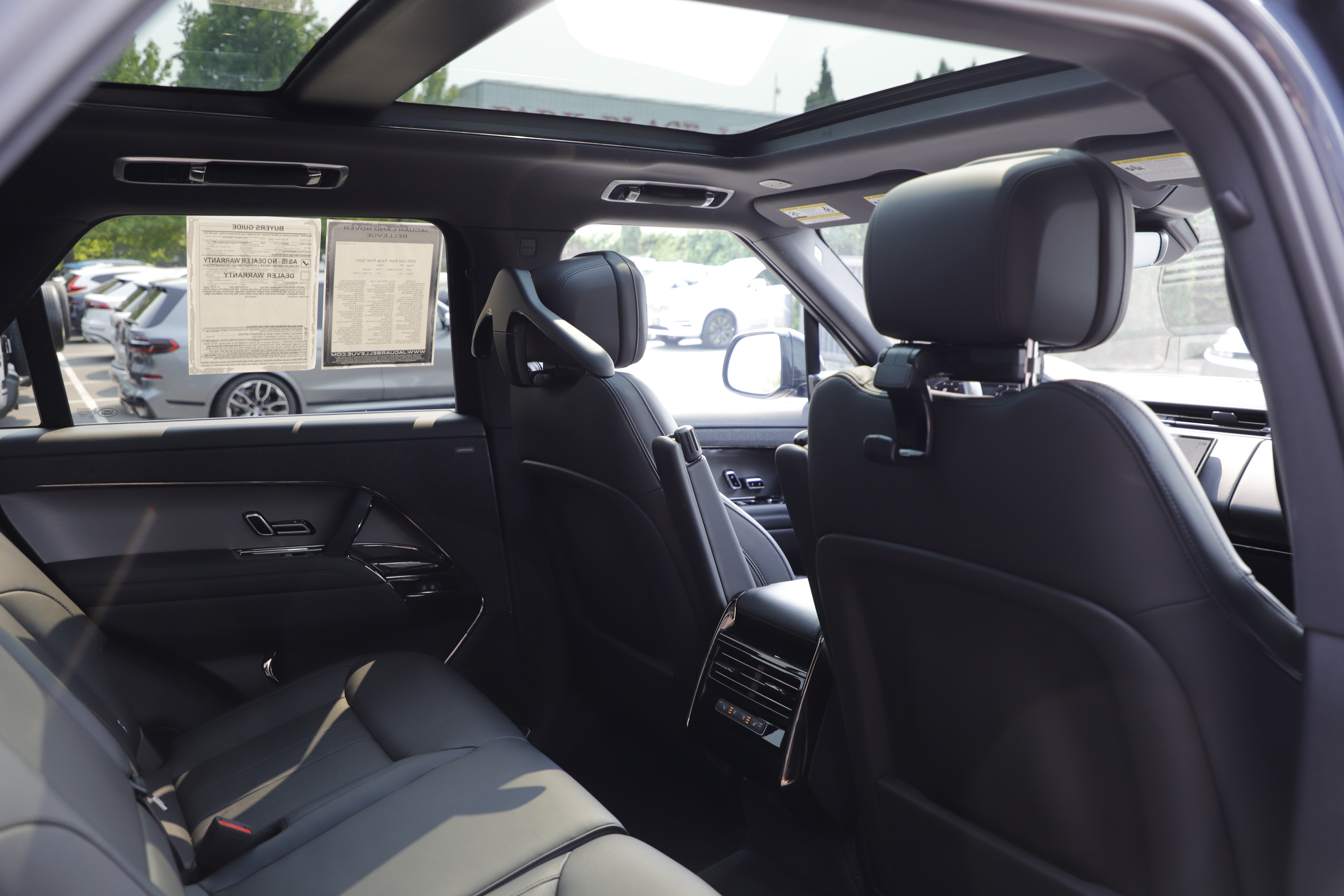 Certified 2026 Land Rover Range Rover Sport SE AWD/4WD image 13