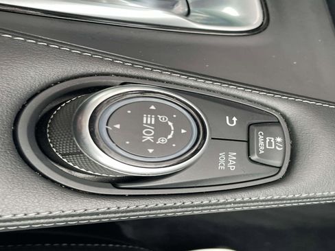 Used 2019 INFINITI QX50 Essential w/ Premium Heat Package image 24