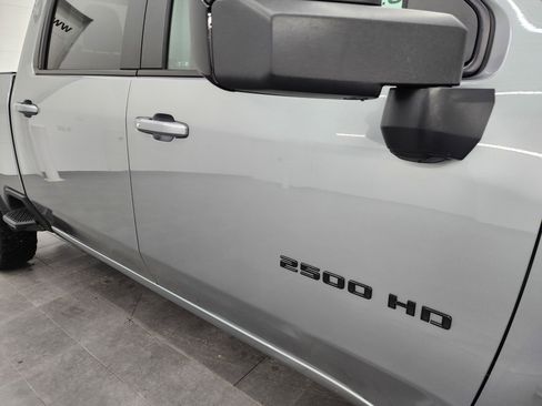 Used 2025 Chevrolet Silverado 2500 LT w/ Trail Boss Package image 27