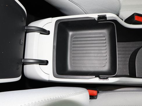 Used 2025 Hyundai Kona SEL image 26