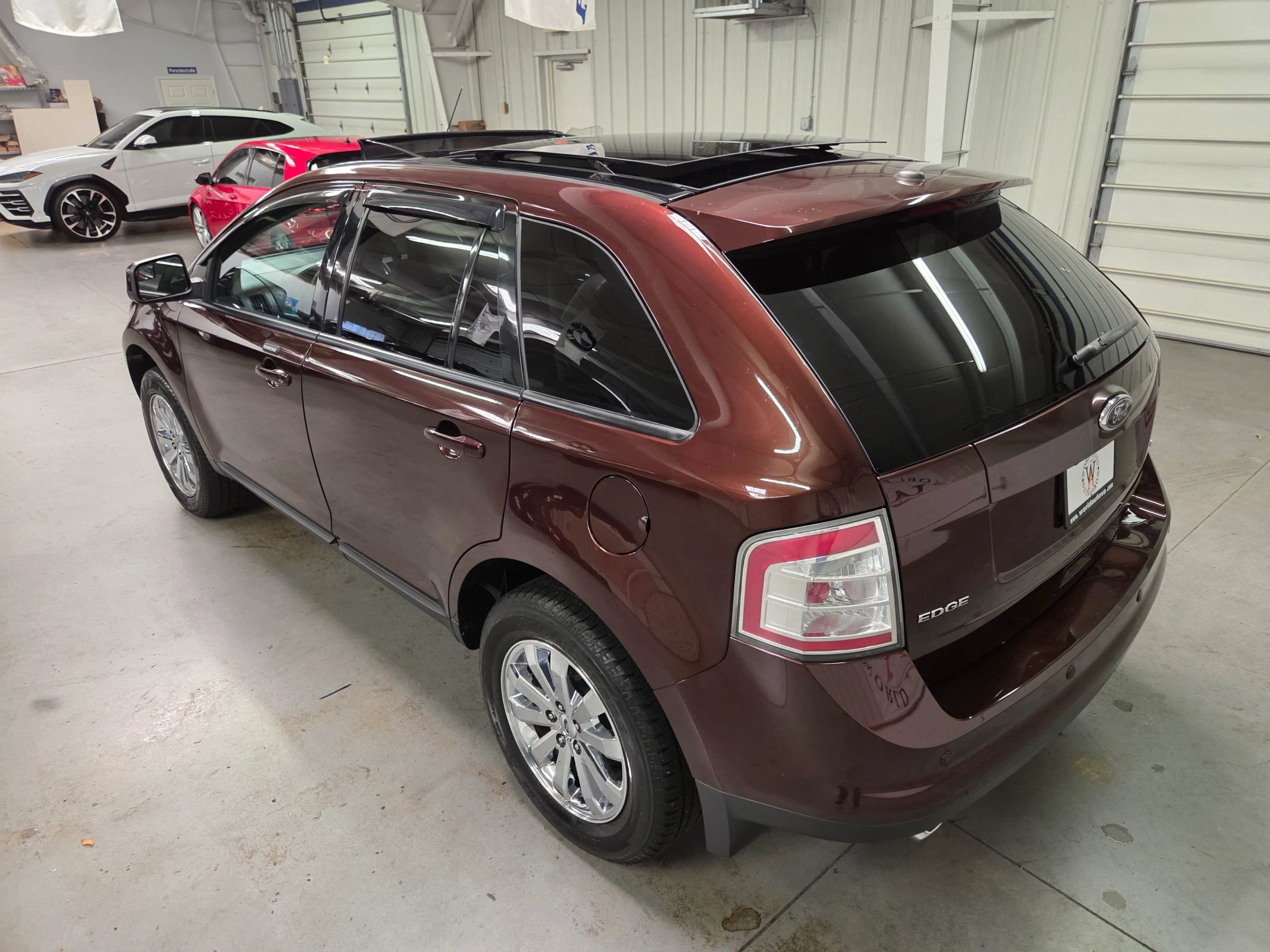 Used 2010 Ford Edge SEL FWD image 5