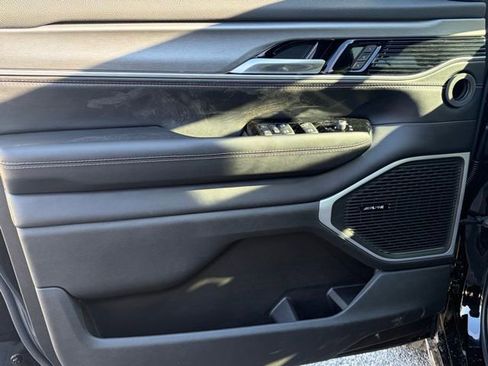 New 2026 Jeep Grand Wagoneer Limited image 12